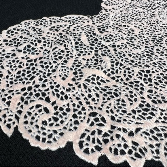 ELLE Sweater Fitted Flocked Lace Heart Black Pink Valentines Pullover Small S - Picture 7 of 11